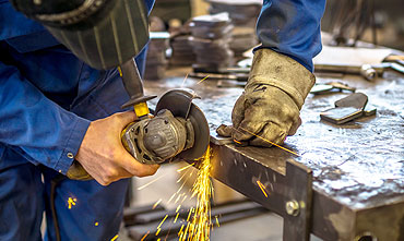 How Engineering Companies Manage Projects When Everything Goes Wrong